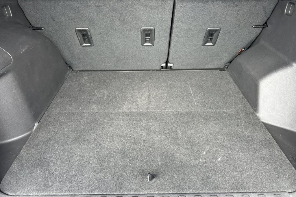 used 2024 Chevrolet Equinox car, priced at $27,399