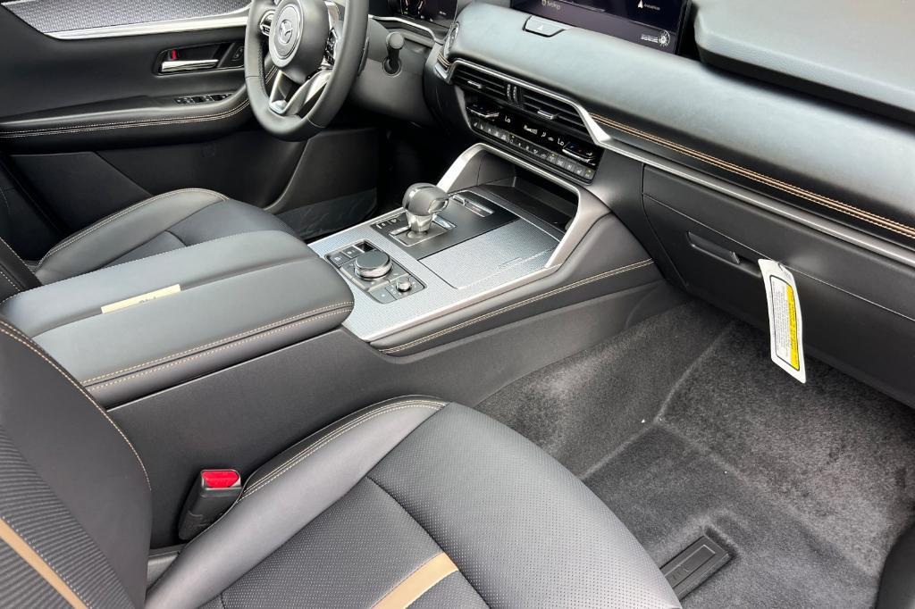 new 2025 Mazda CX-90 PHEV car, priced at $61,600