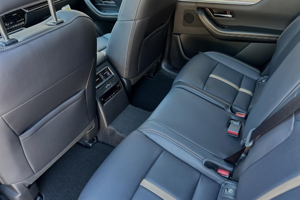 new 2025 Mazda CX-70 car, priced at $54,355