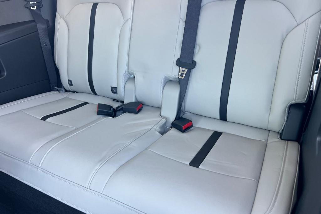 new 2025 Mazda CX-90 PHEV car, priced at $52,425