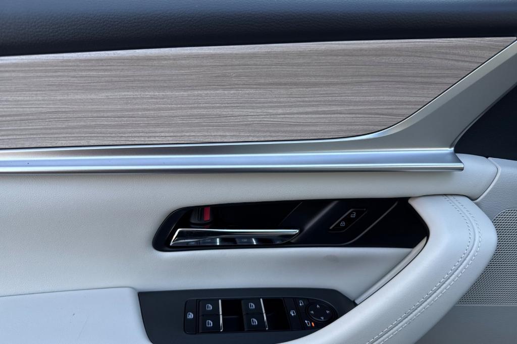 new 2025 Mazda CX-90 PHEV car, priced at $59,655