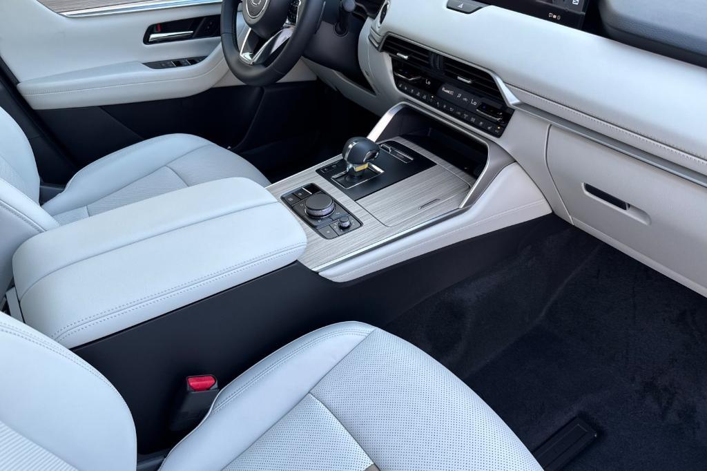 new 2025 Mazda CX-90 PHEV car, priced at $59,655