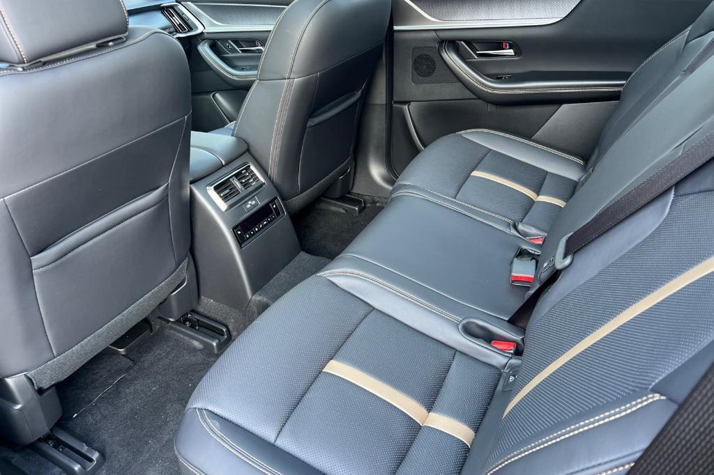 new 2025 Mazda CX-70 car, priced at $59,755