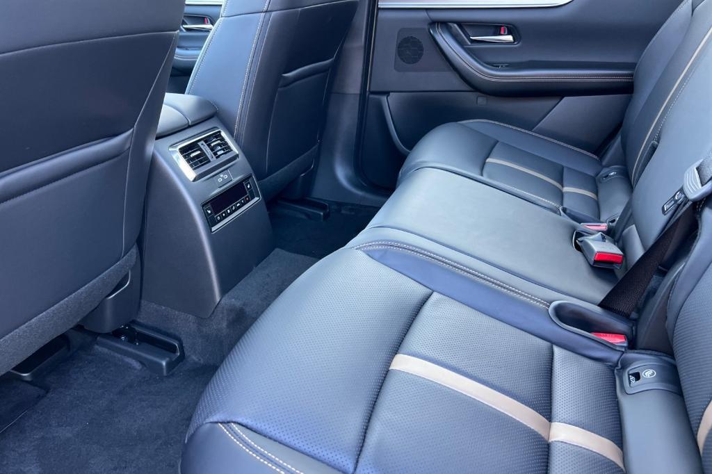 new 2025 Mazda CX-70 PHEV car, priced at $59,355