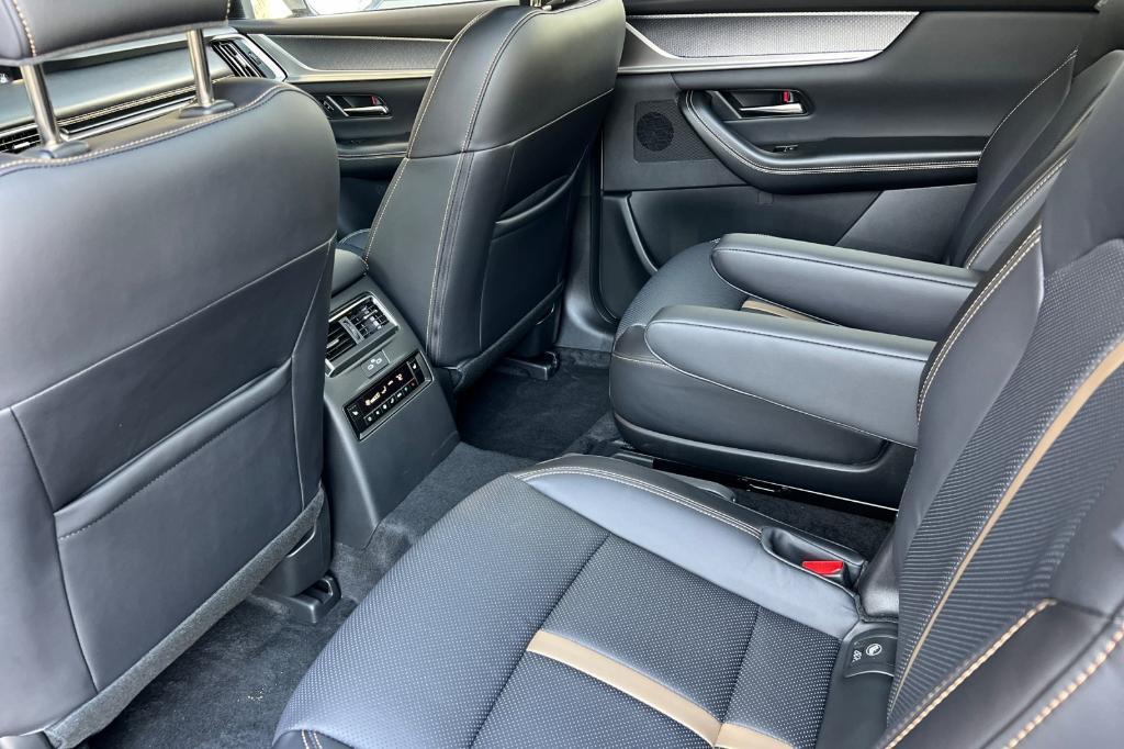 new 2025 Mazda CX-90 PHEV car, priced at $60,205