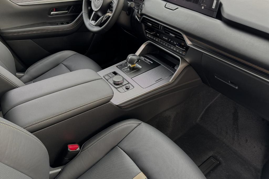 new 2025 Mazda CX-70 PHEV car, priced at $60,145