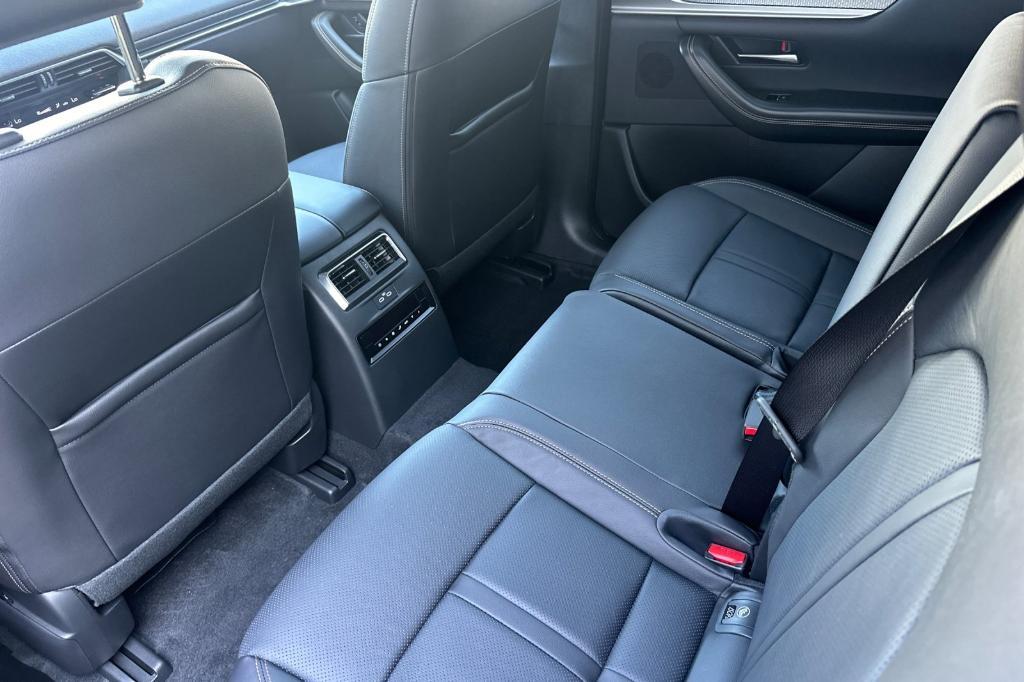 new 2025 Mazda CX-90 PHEV car, priced at $51,725