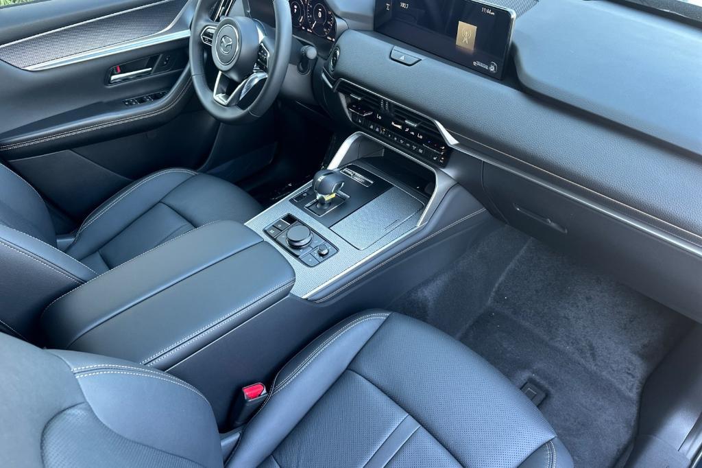 new 2025 Mazda CX-90 PHEV car, priced at $51,725