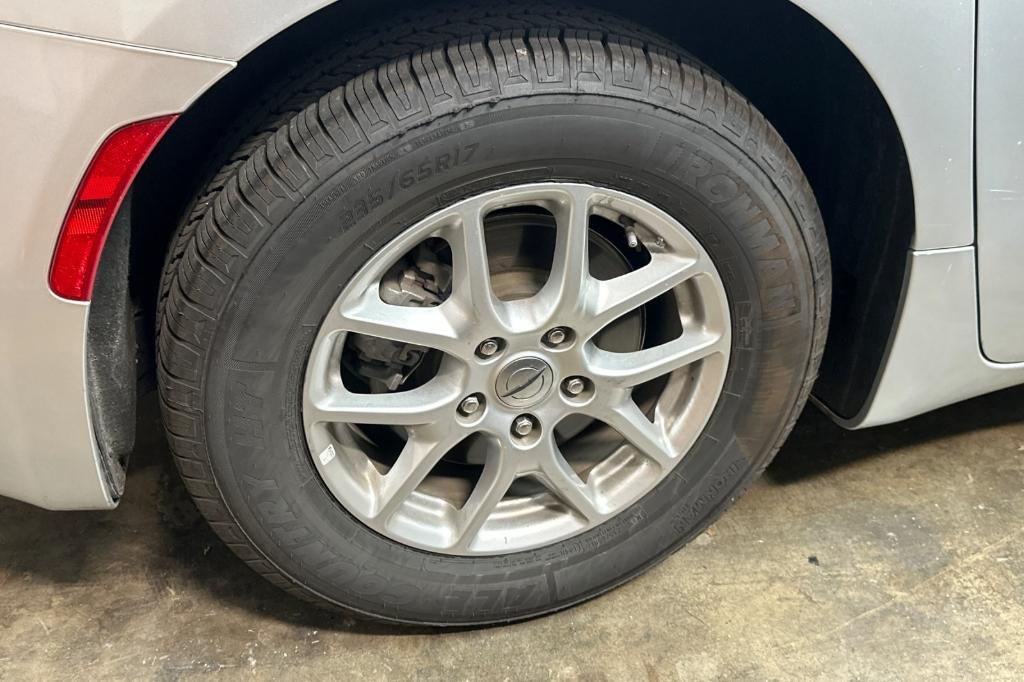 used 2022 Chrysler Pacifica car, priced at $20,888