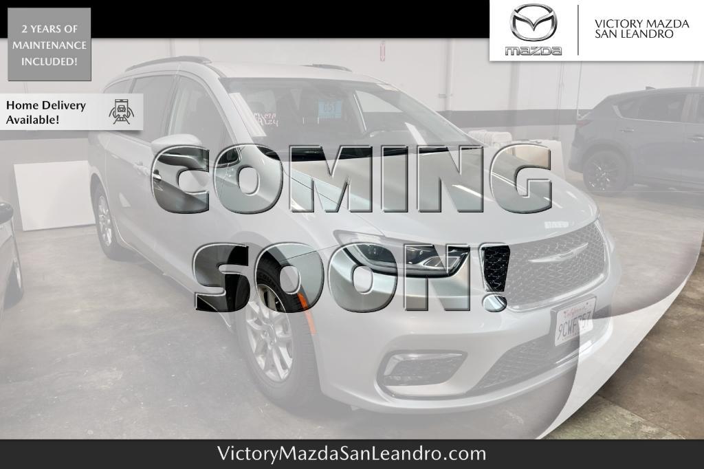 used 2022 Chrysler Pacifica car, priced at $20,888