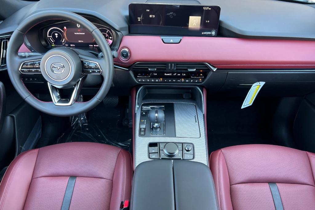 new 2025 Mazda CX-70 PHEV car, priced at $61,190