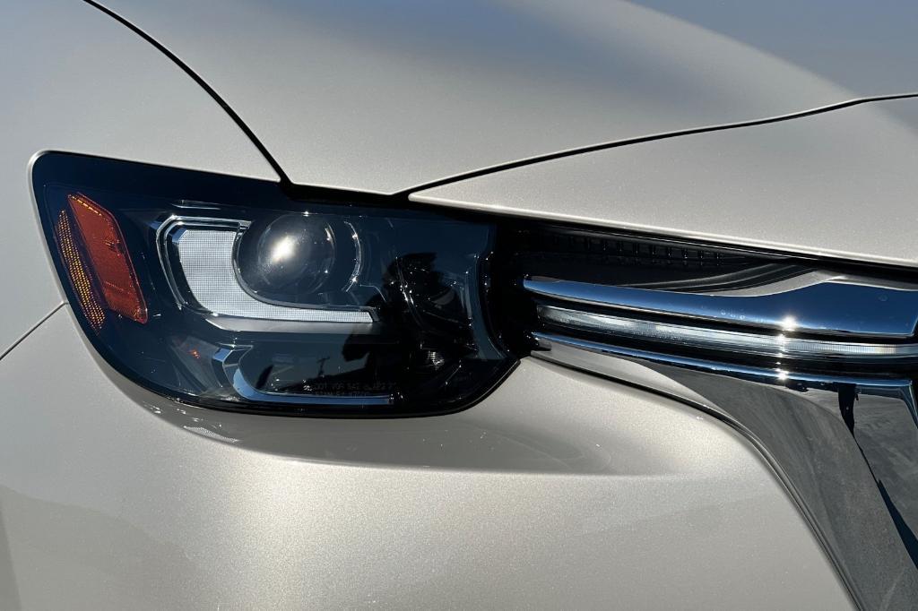 new 2025 Mazda CX-90 PHEV car, priced at $51,625