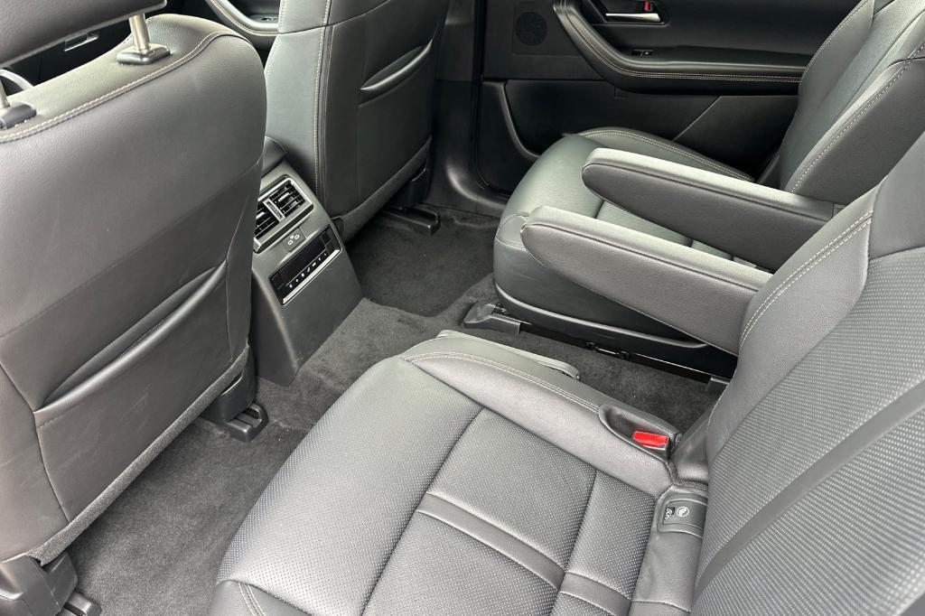 used 2024 Mazda CX-90 PHEV car, priced at $39,991