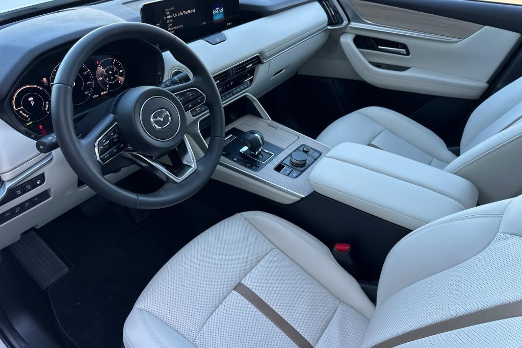 new 2025 Mazda CX-90 PHEV car, priced at $60,250