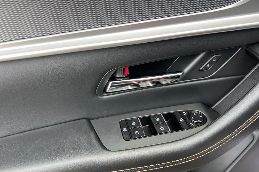 new 2025 Mazda CX-90 PHEV car, priced at $61,100