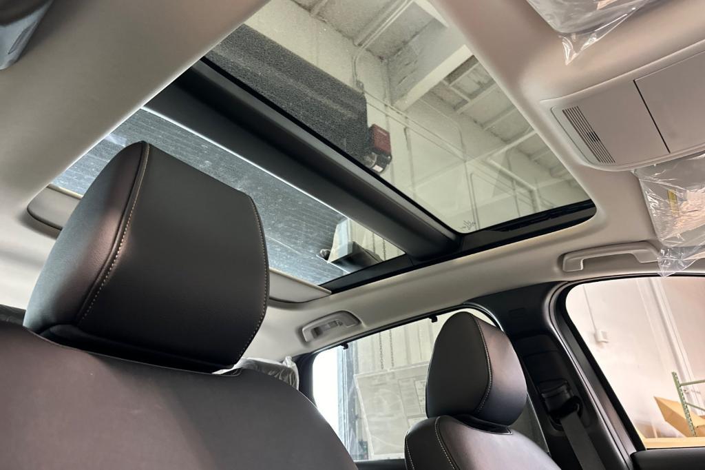 new 2025 Mazda CX-70 PHEV car, priced at $56,120