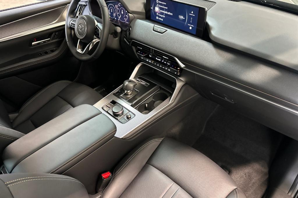 new 2025 Mazda CX-70 PHEV car, priced at $56,120