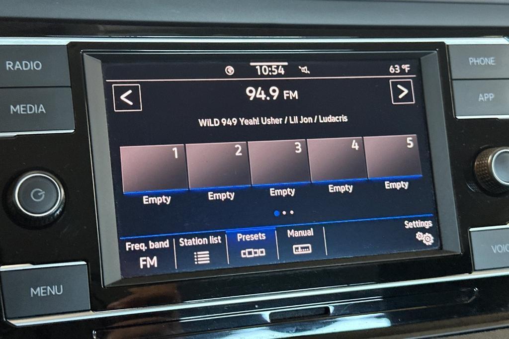 used 2024 Volkswagen Jetta car, priced at $16,899