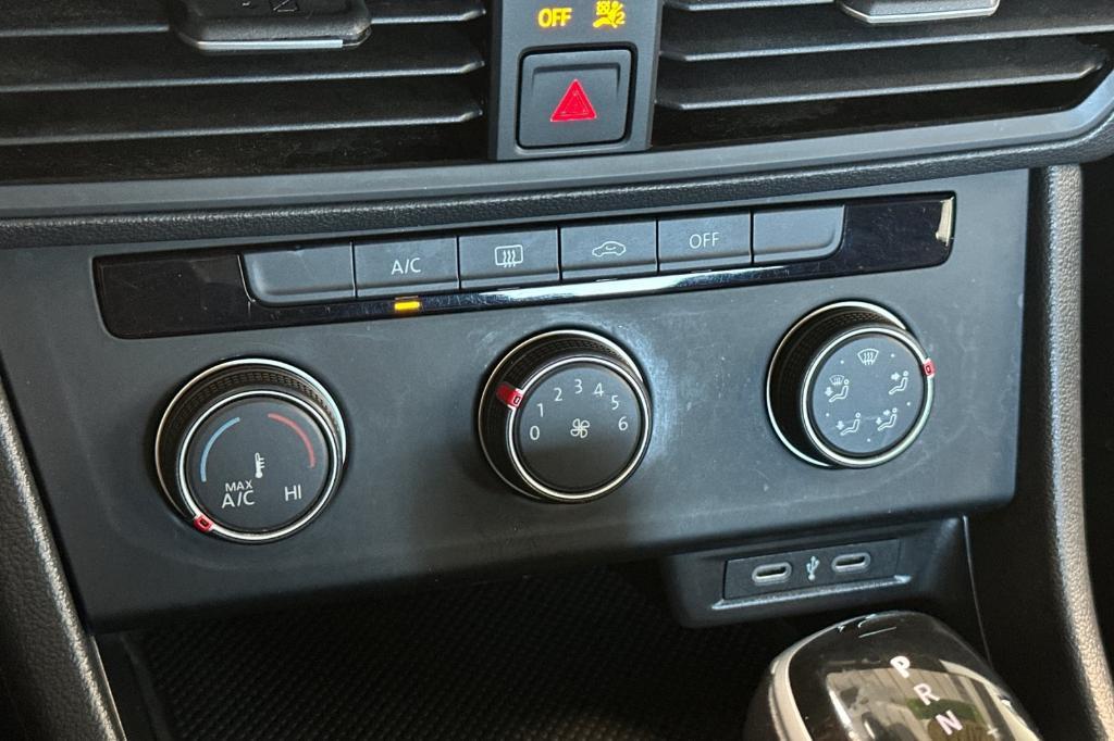 used 2024 Volkswagen Jetta car, priced at $16,899