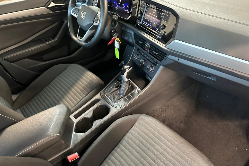 used 2024 Volkswagen Jetta car, priced at $16,899