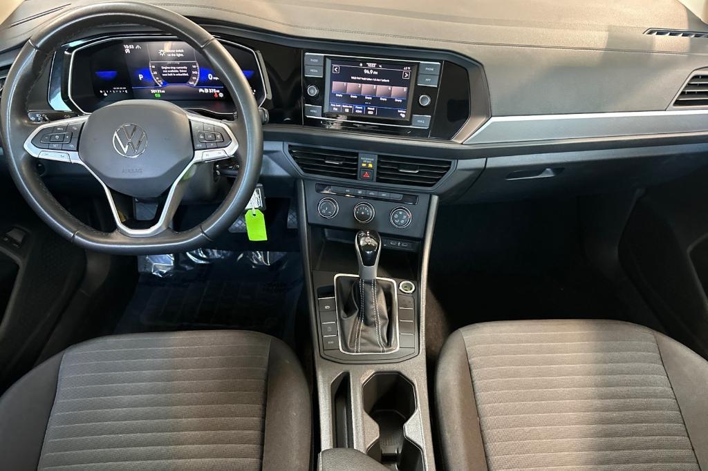 used 2024 Volkswagen Jetta car, priced at $16,899