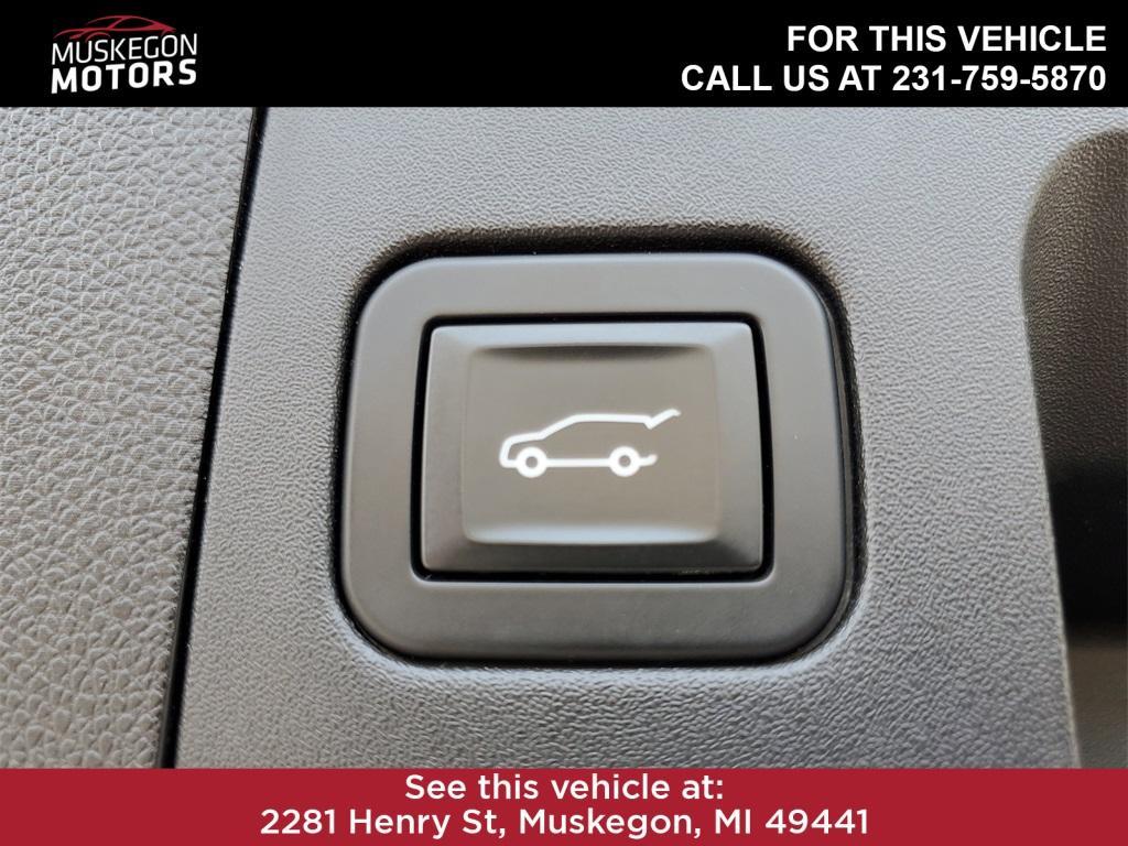 used 2019 Cadillac XT4 car, priced at $22,998