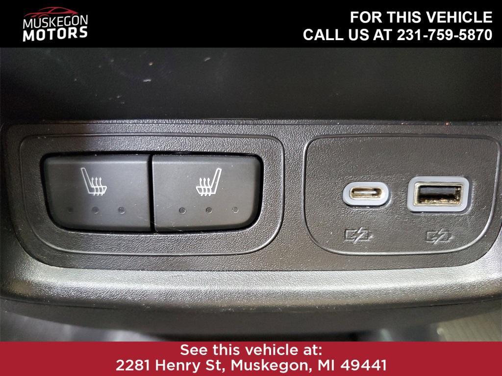 used 2019 Cadillac XT4 car, priced at $22,998