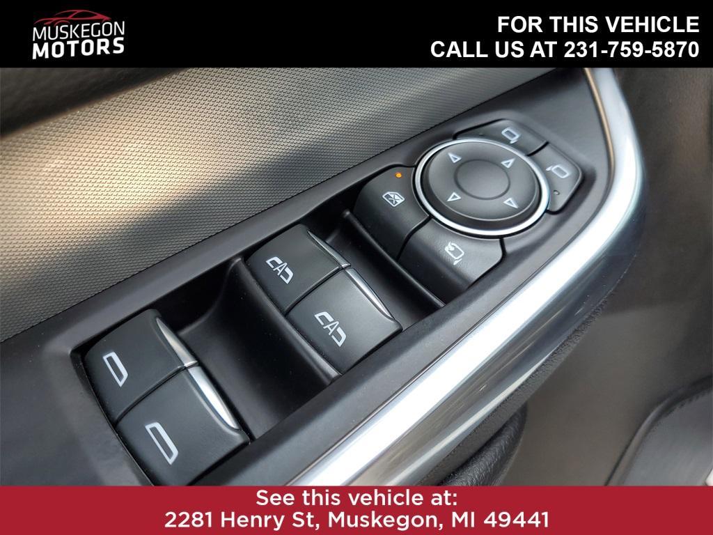 used 2019 Cadillac XT4 car, priced at $22,998