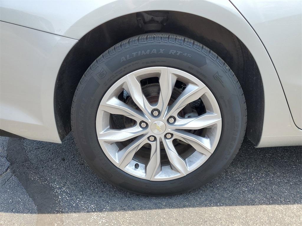 used 2019 Chevrolet Malibu car, priced at $13,867