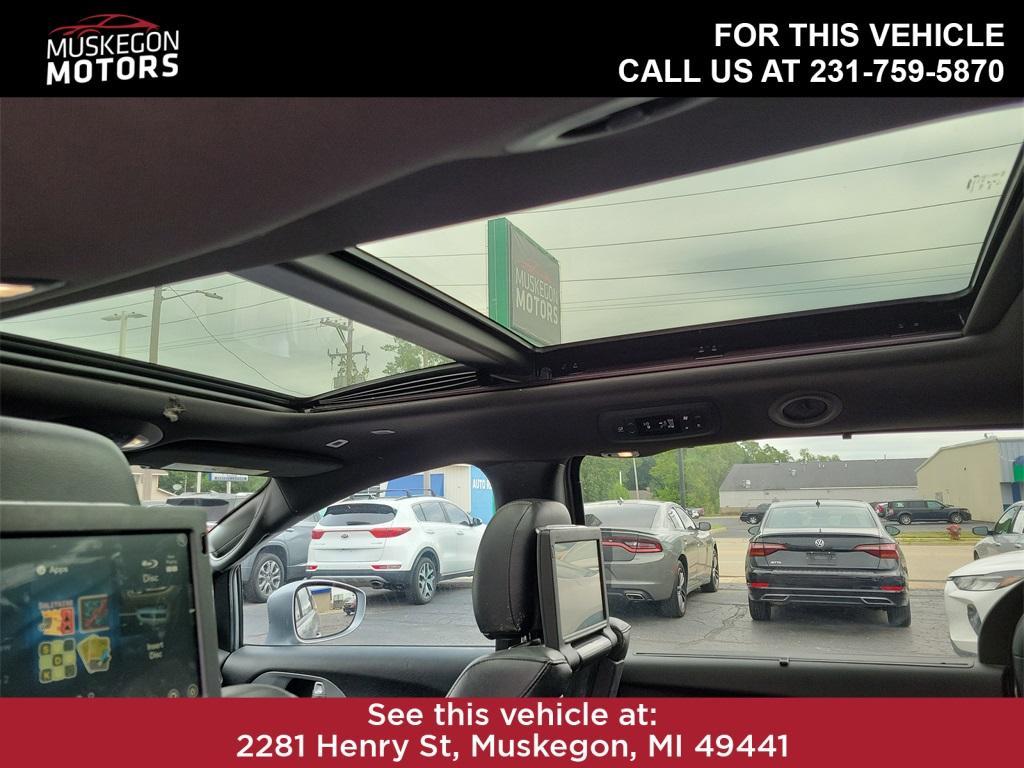 used 2018 Chrysler Pacifica car, priced at $11,946