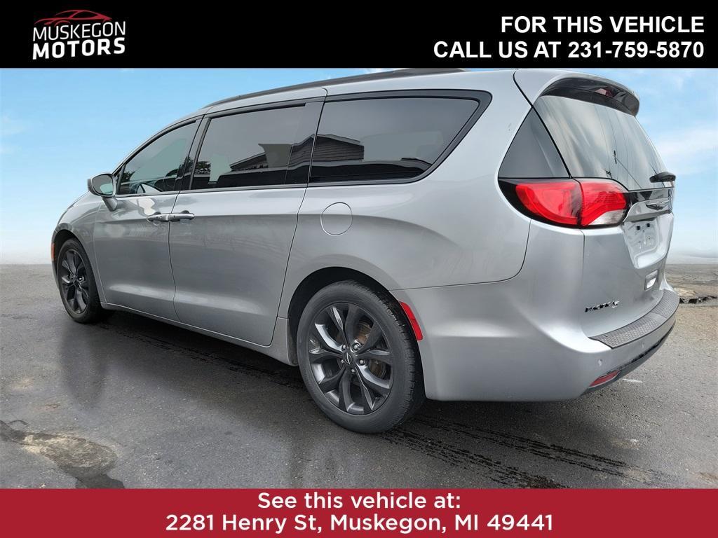 used 2018 Chrysler Pacifica car, priced at $11,946