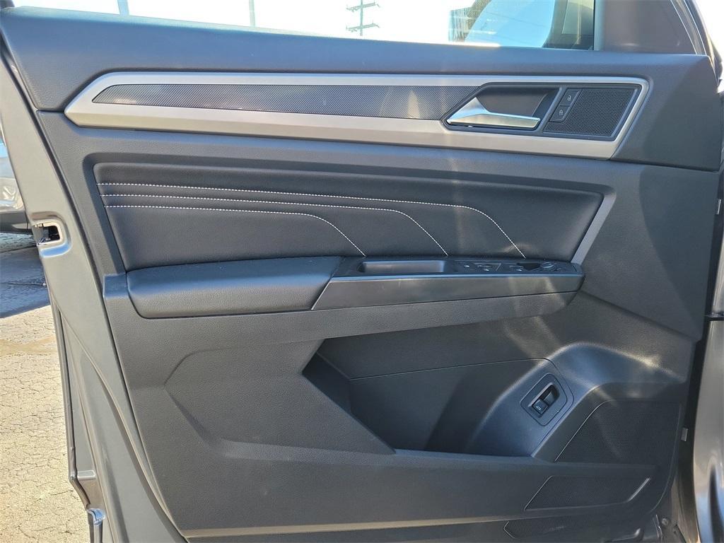 used 2020 Volkswagen Atlas Cross Sport car, priced at $16,999