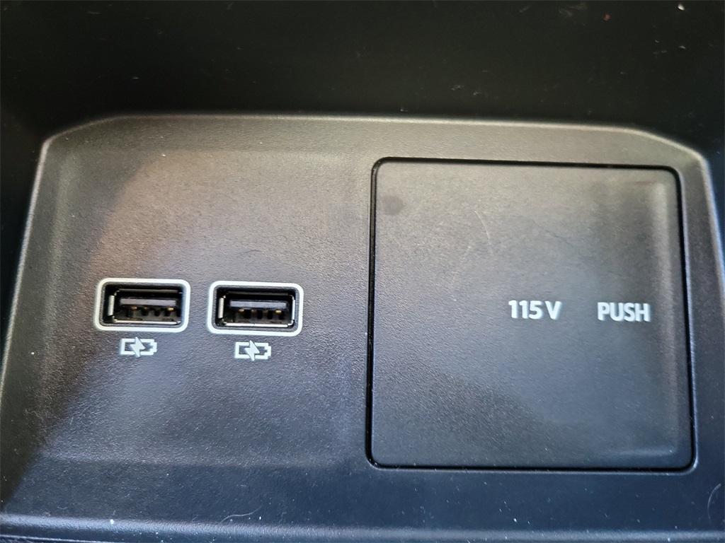 used 2020 Volkswagen Atlas Cross Sport car, priced at $16,999