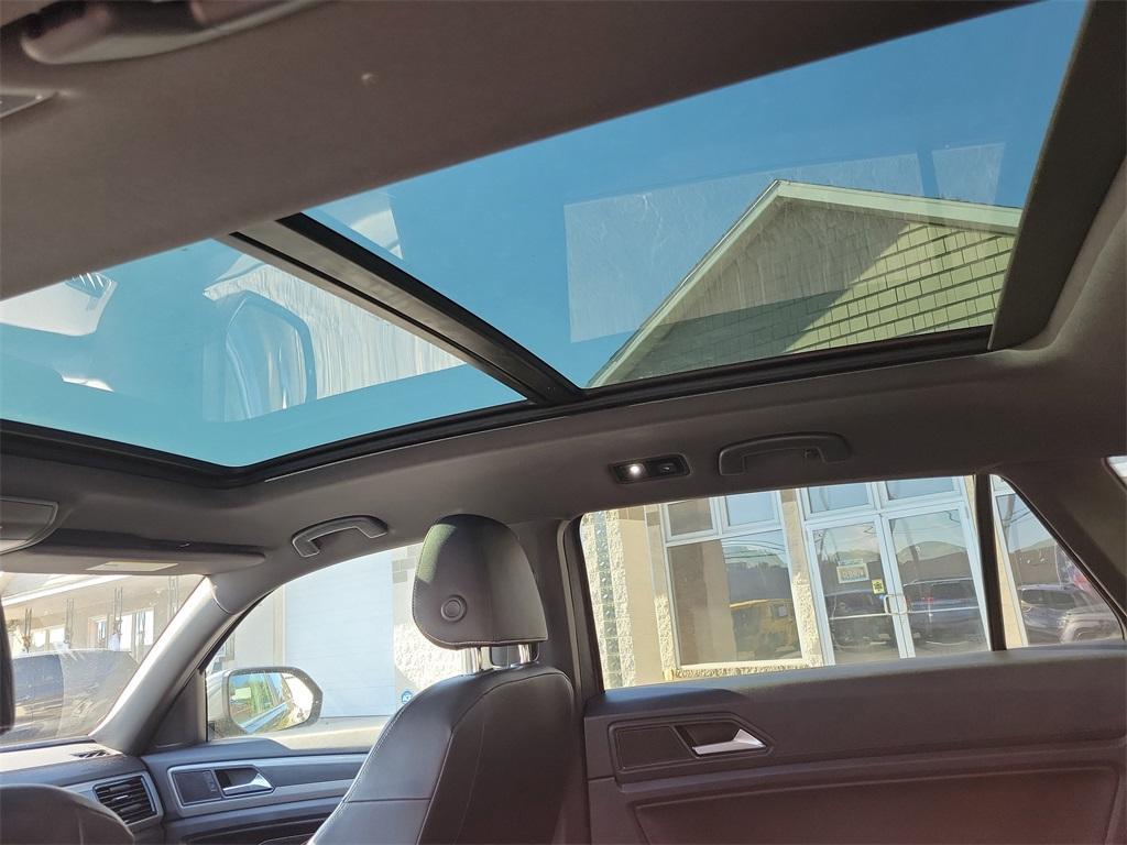 used 2020 Volkswagen Atlas Cross Sport car, priced at $16,999