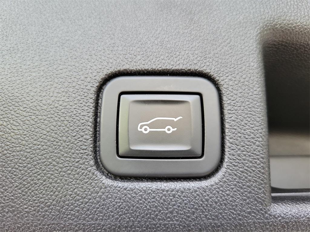 used 2019 Chevrolet Equinox car, priced at $13,900