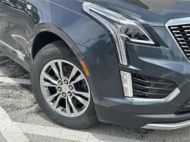 used 2021 Cadillac XT5 car, priced at $30,863