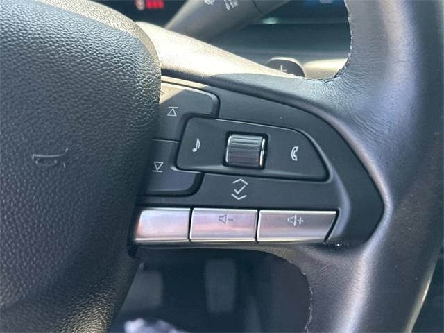 used 2024 Cadillac XT4 car, priced at $32,885