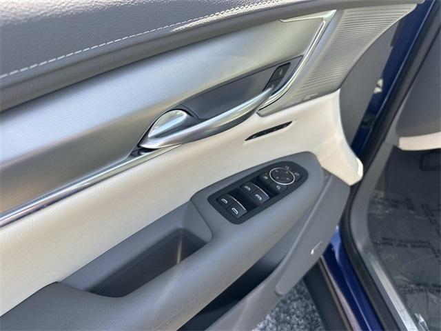 used 2023 Cadillac XT5 car, priced at $38,985