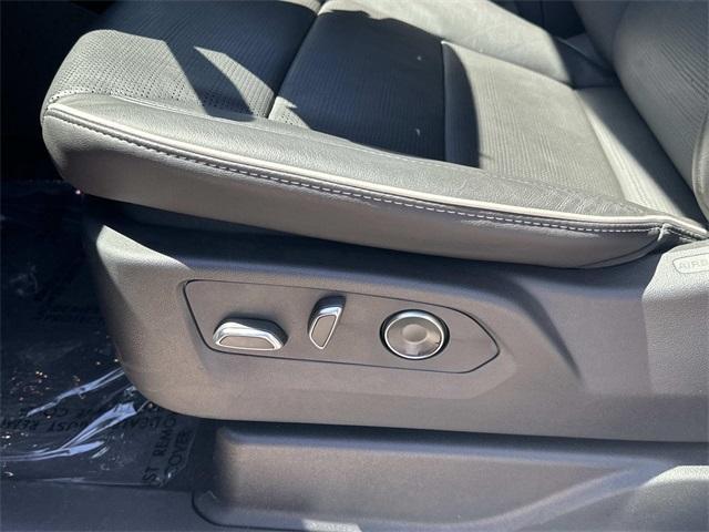used 2024 Cadillac Escalade ESV car, priced at $92,985