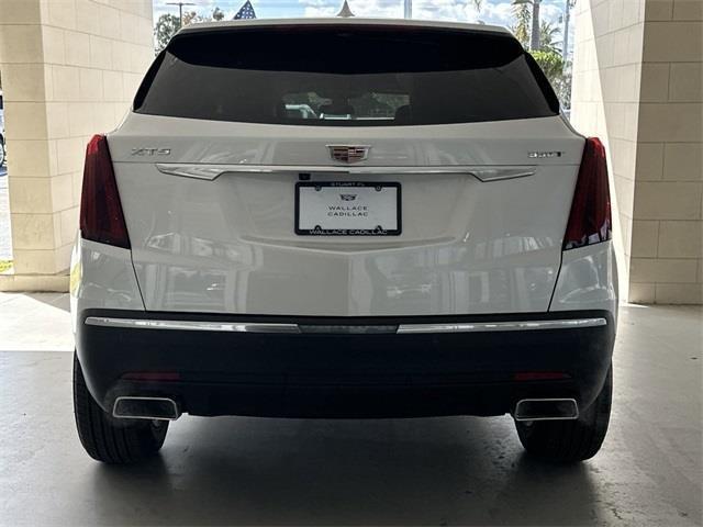 new 2025 Cadillac XT5 car, priced at $46,915