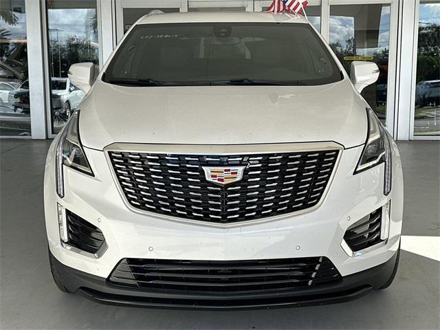 new 2025 Cadillac XT5 car, priced at $46,915