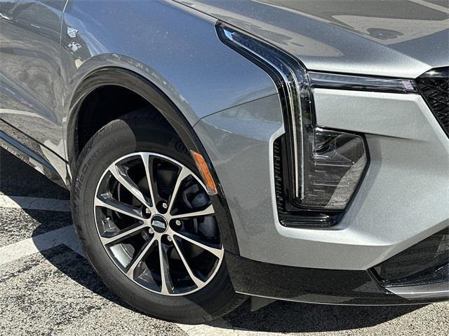 new 2025 Cadillac XT4 car, priced at $44,910