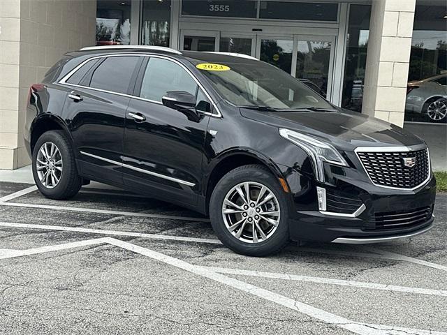 used 2023 Cadillac XT5 car, priced at $34,357