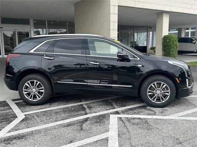 used 2023 Cadillac XT5 car, priced at $34,357