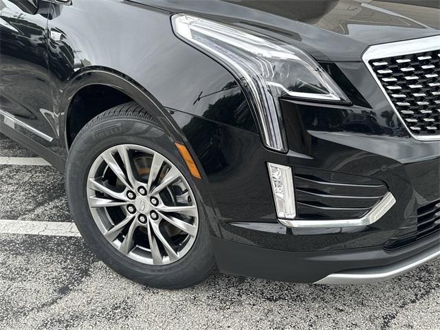 used 2023 Cadillac XT5 car, priced at $34,357