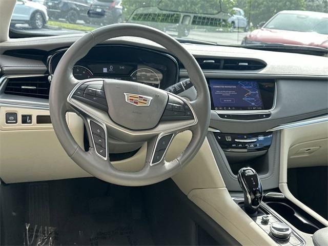 used 2024 Cadillac XT5 car, priced at $44,985