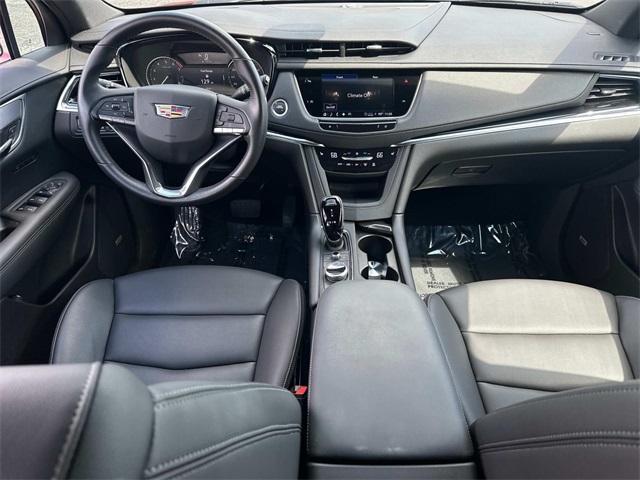 used 2024 Cadillac XT6 car, priced at $42,995