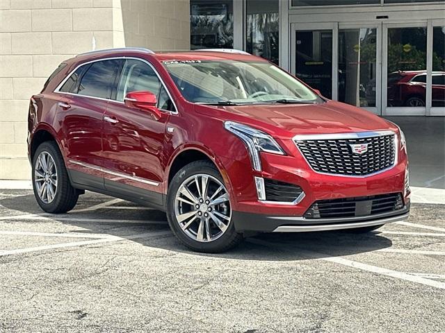 new 2025 Cadillac XT5 car, priced at $57,990