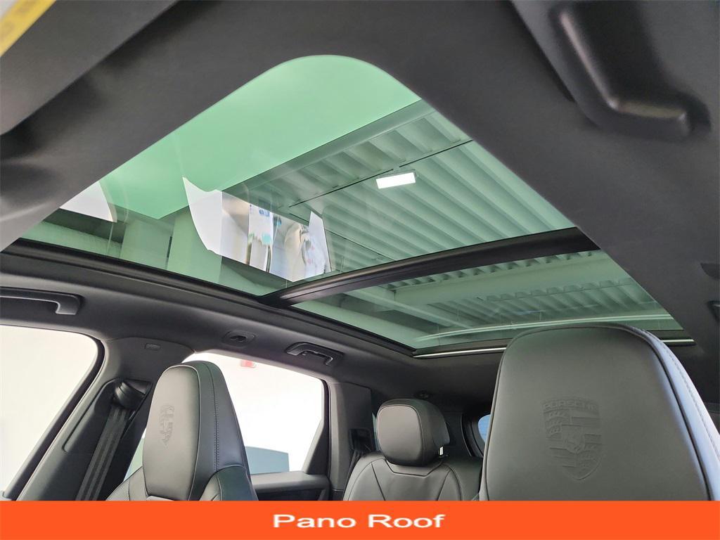 used 2022 Porsche Cayenne car, priced at $56,905