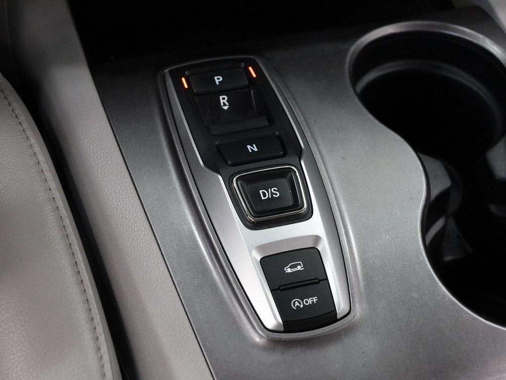 used 2021 Honda Pilot car, priced at $25,297
